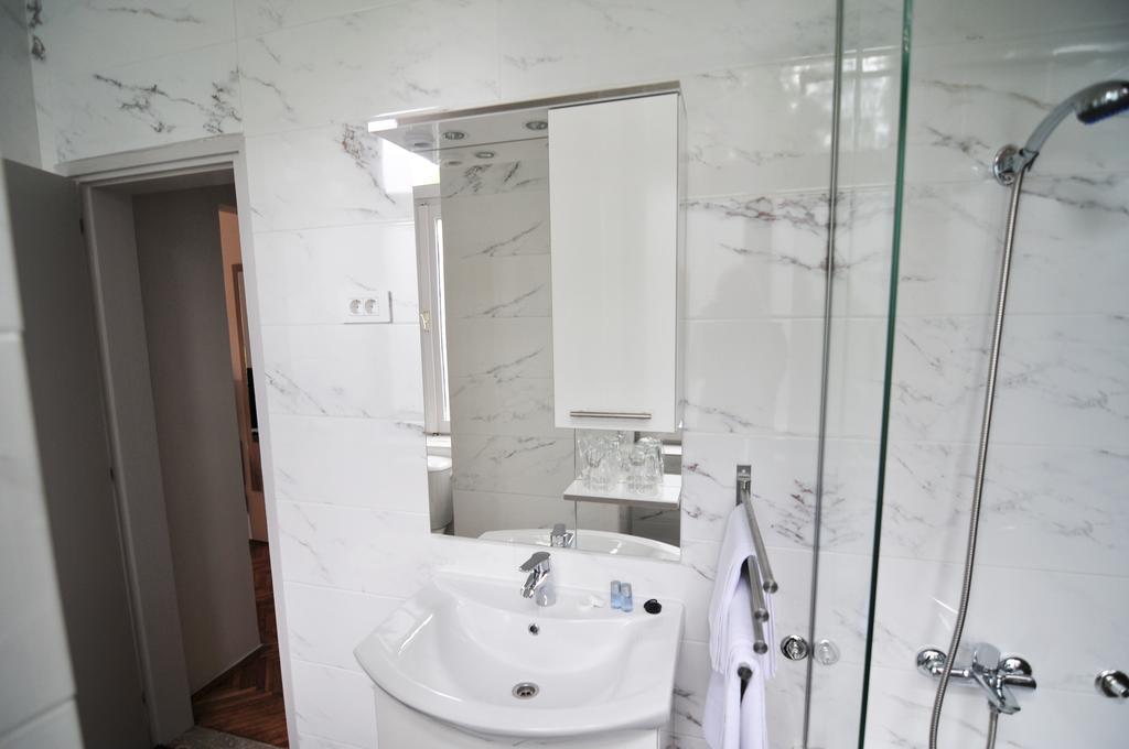 Hotel Villa Laurel Lovran Eksteriør billede