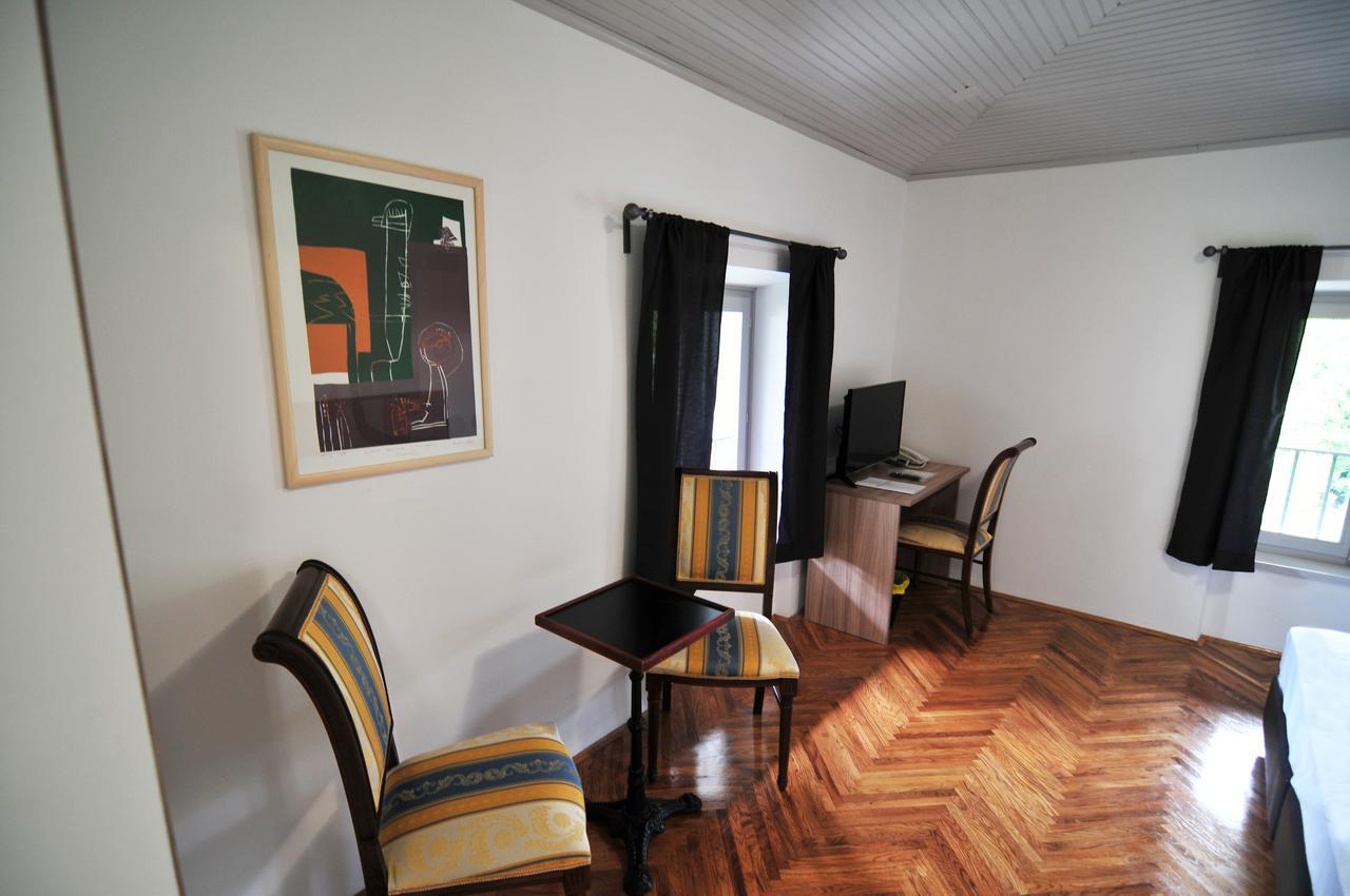 Hotel Villa Laurel Lovran Eksteriør billede